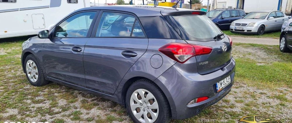 Hyundai i20 cena 28900 przebieg: 199000, rok produkcji 2017 z Tuliszków małe 67